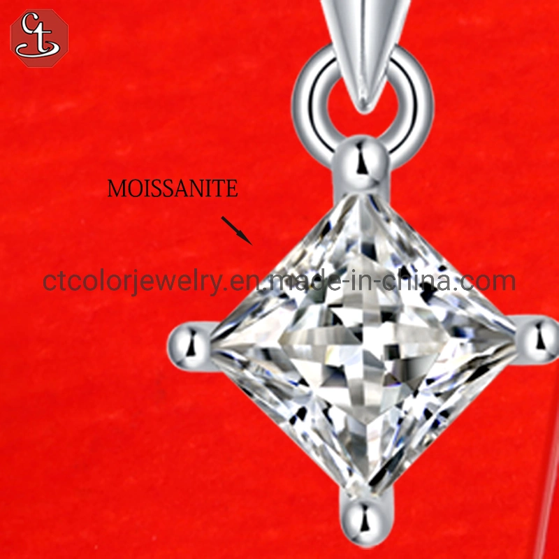 Wholesale High Quality Moissanite Diamond Pendant Silver Necklace Fashion Jewelry