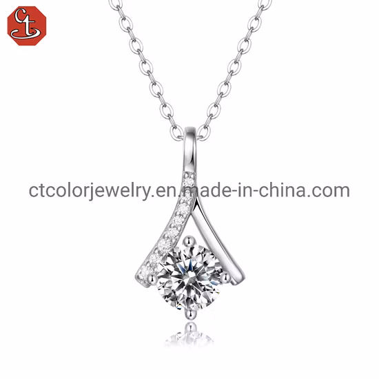 Wholesale High Quality Moissanite Diamond Pendant Silver Necklace Fashion Jewelry